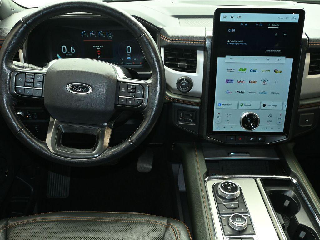 used 2022 Ford Expedition car, priced at $44,537
