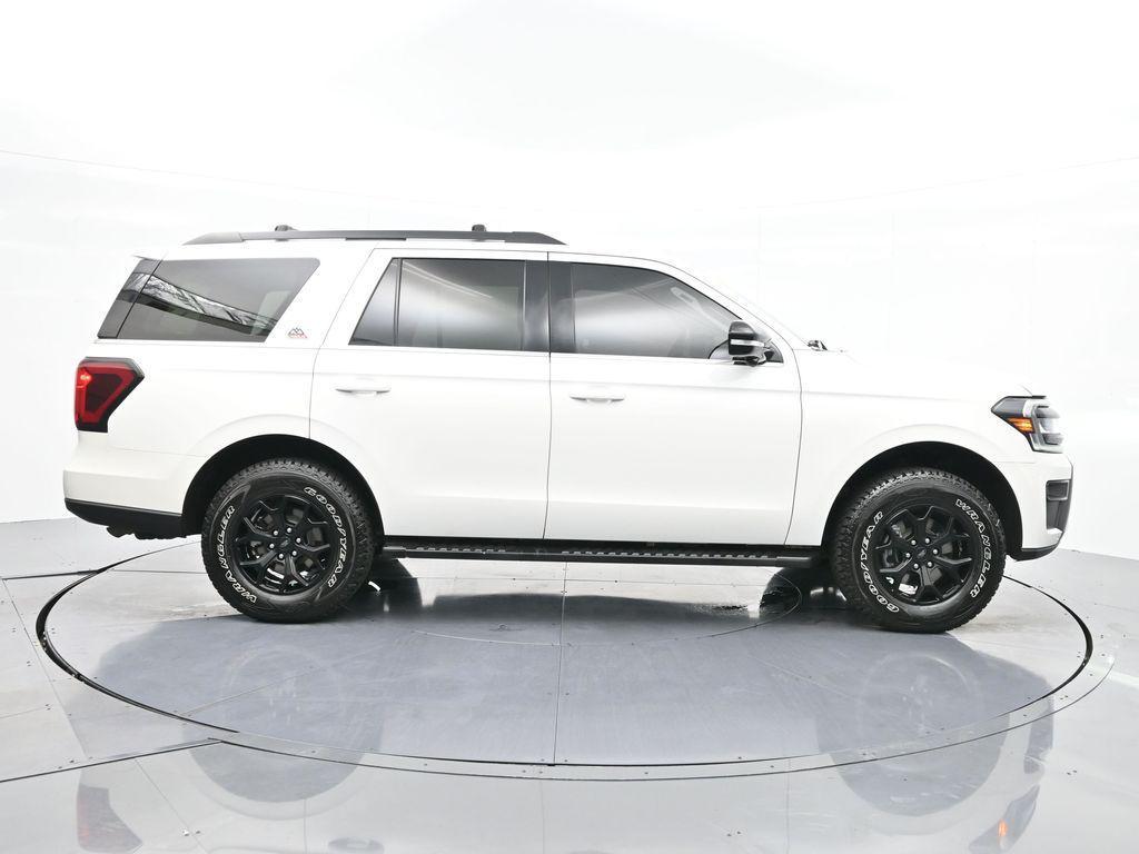 used 2022 Ford Expedition car, priced at $44,537