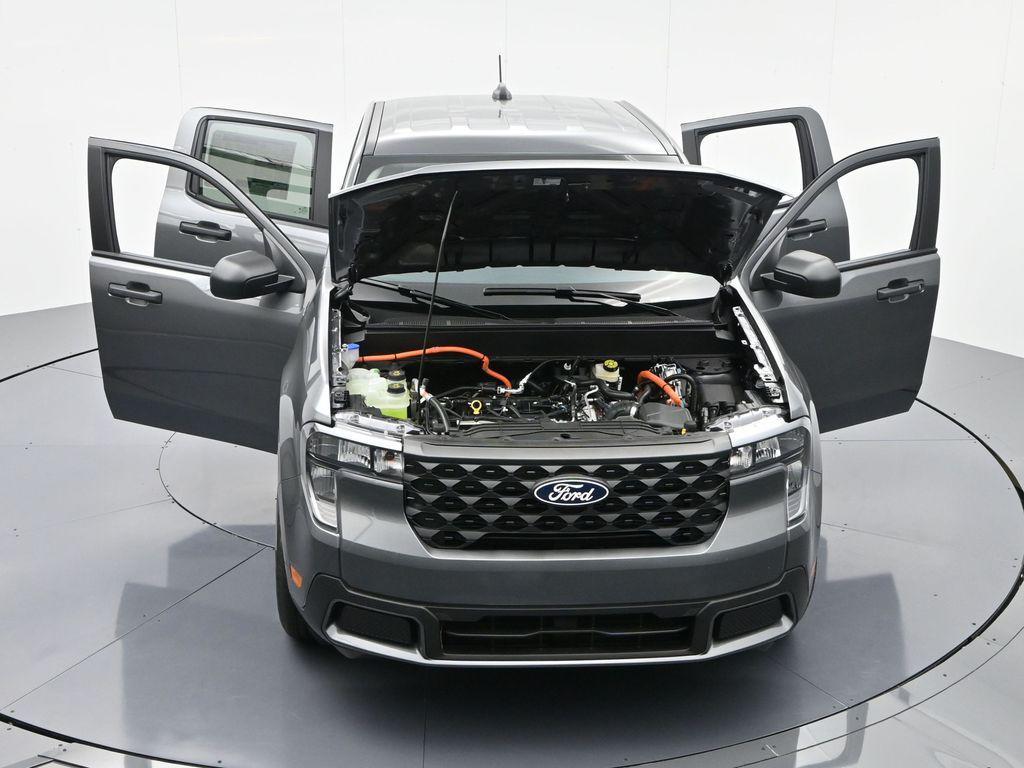 new 2025 Ford Maverick car