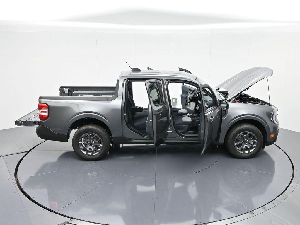 new 2025 Ford Maverick car