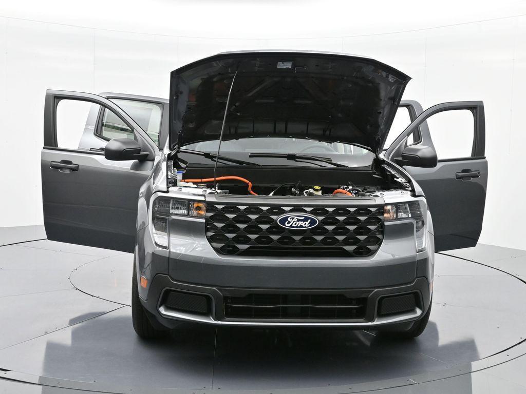 new 2025 Ford Maverick car