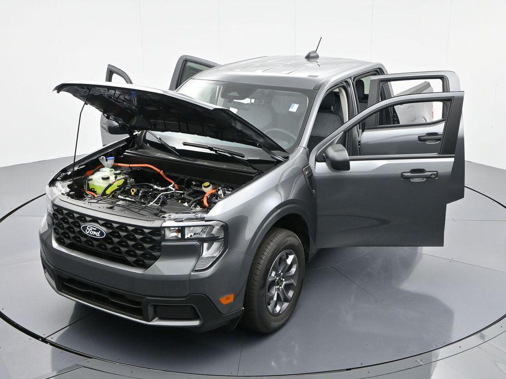 new 2025 Ford Maverick car