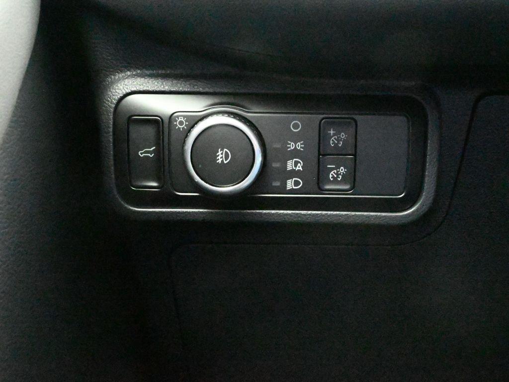 new 2025 Ford Explorer car, priced at $39,995