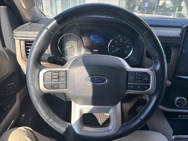 used 2022 Ford Expedition car, priced at $43,994