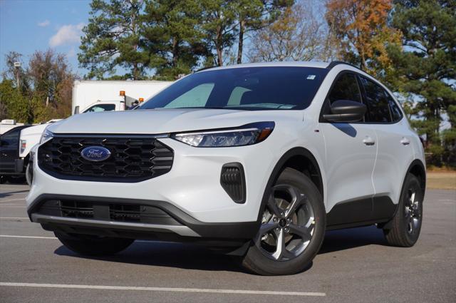 new 2025 Ford Escape car, priced at $29,985