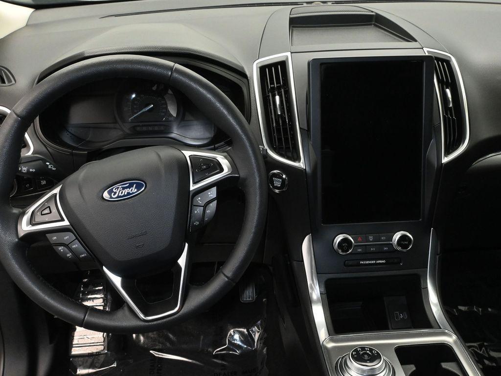 used 2024 Ford Edge car, priced at $25,912