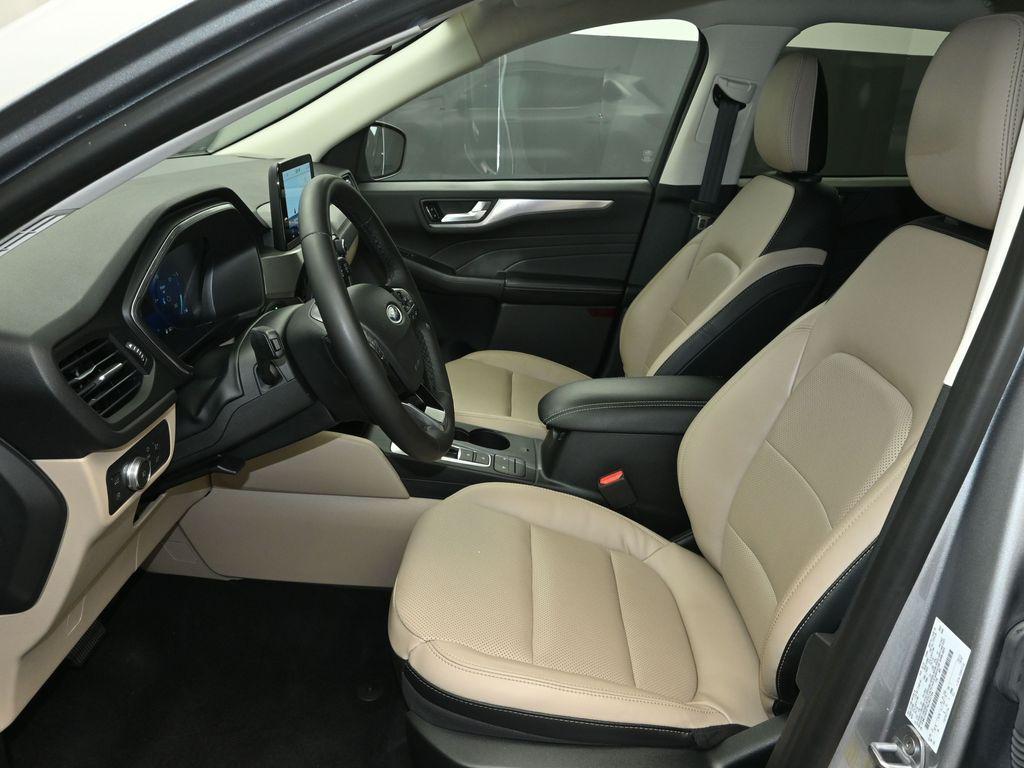 used 2022 Ford Escape car, priced at $24,787