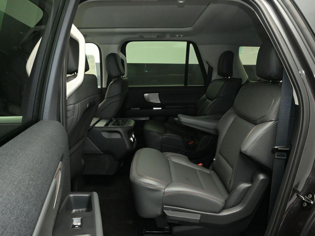 new 2025 Ford Expedition Max car, priced at $66,995