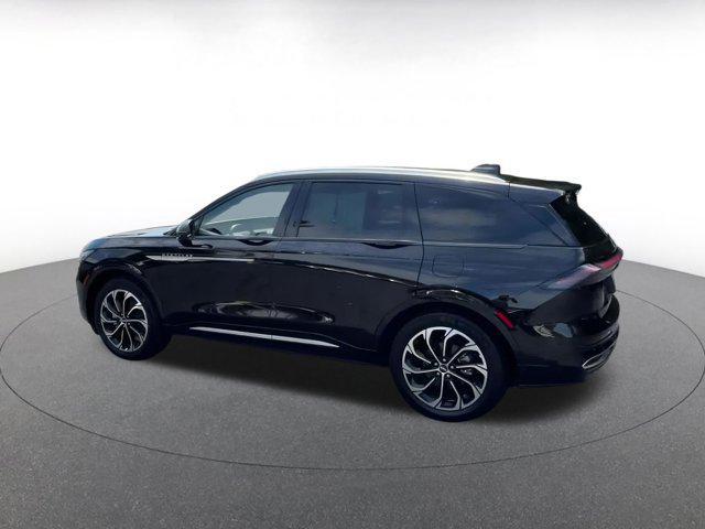 used 2024 Lincoln Nautilus car, priced at $52,116