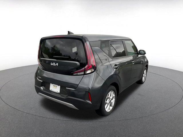 used 2024 Kia Soul car, priced at $17,294