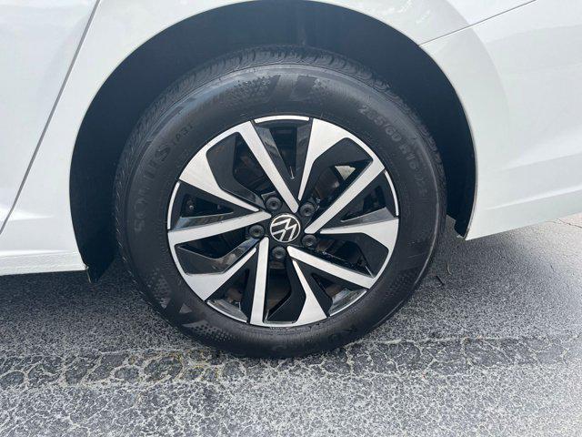 used 2024 Volkswagen Jetta car, priced at $18,327