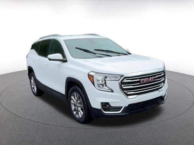 used 2024 GMC Terrain car, priced at $28,213