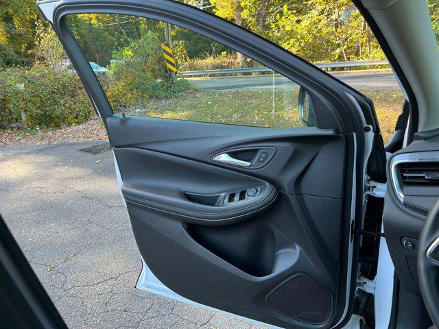 used 2025 Buick Encore GX car, priced at $22,400