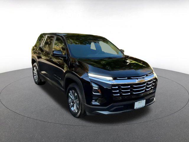 used 2025 Chevrolet Equinox car, priced at $25,298