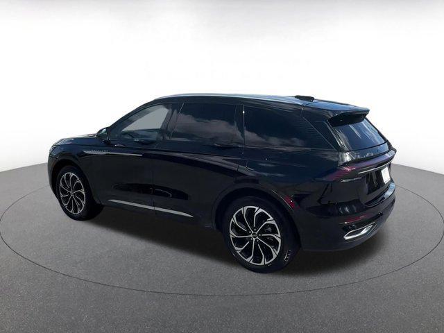 used 2024 Lincoln Nautilus car, priced at $50,966