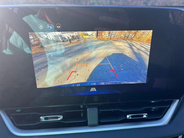 used 2025 Chevrolet Equinox car, priced at $24,994