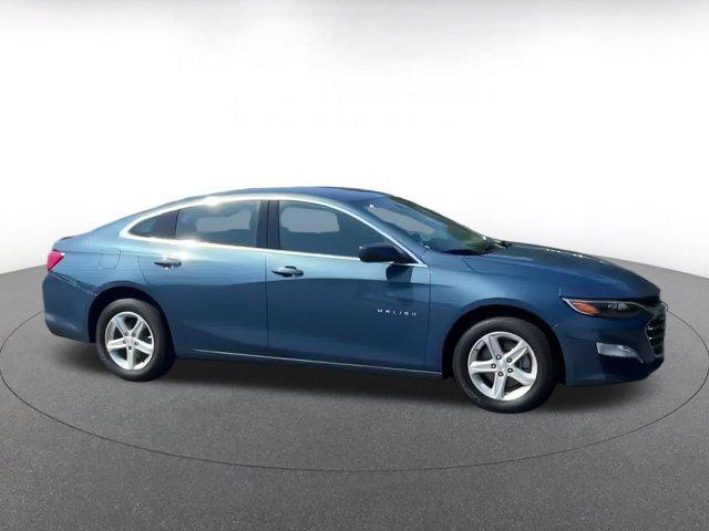 used 2024 Chevrolet Malibu car, priced at $19,316