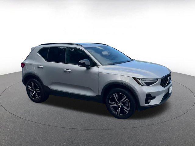 used 2024 Volvo XC40 car, priced at $27,302