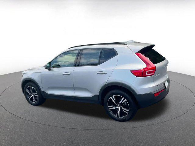 used 2024 Volvo XC40 car, priced at $27,302