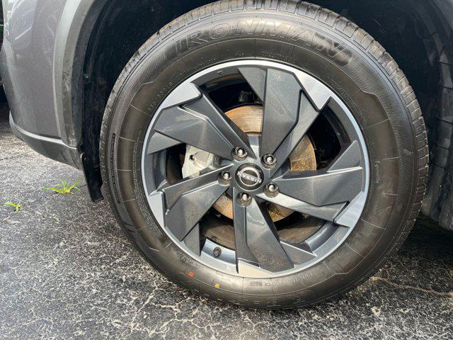 used 2024 Nissan Rogue car, priced at $25,312