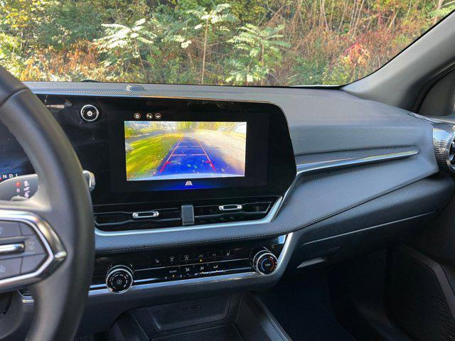 used 2025 Chevrolet Equinox car, priced at $22,410