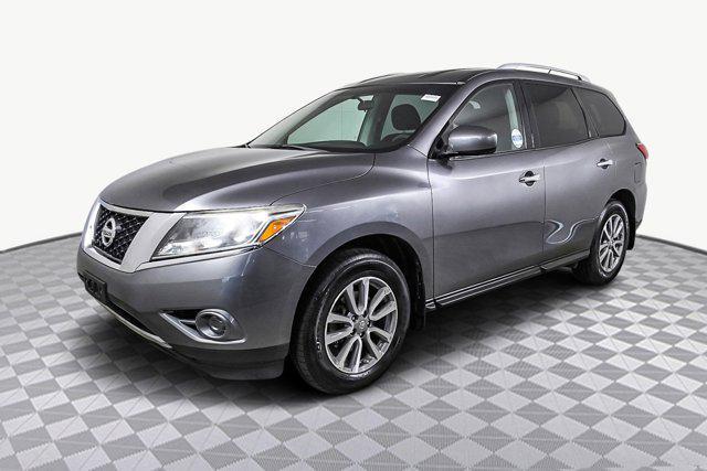 used 2016 Nissan Pathfinder car, priced at $11,998