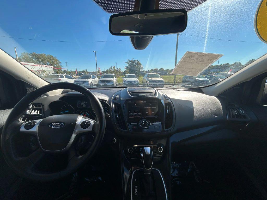 used 2014 Ford Escape car, priced at $5,475