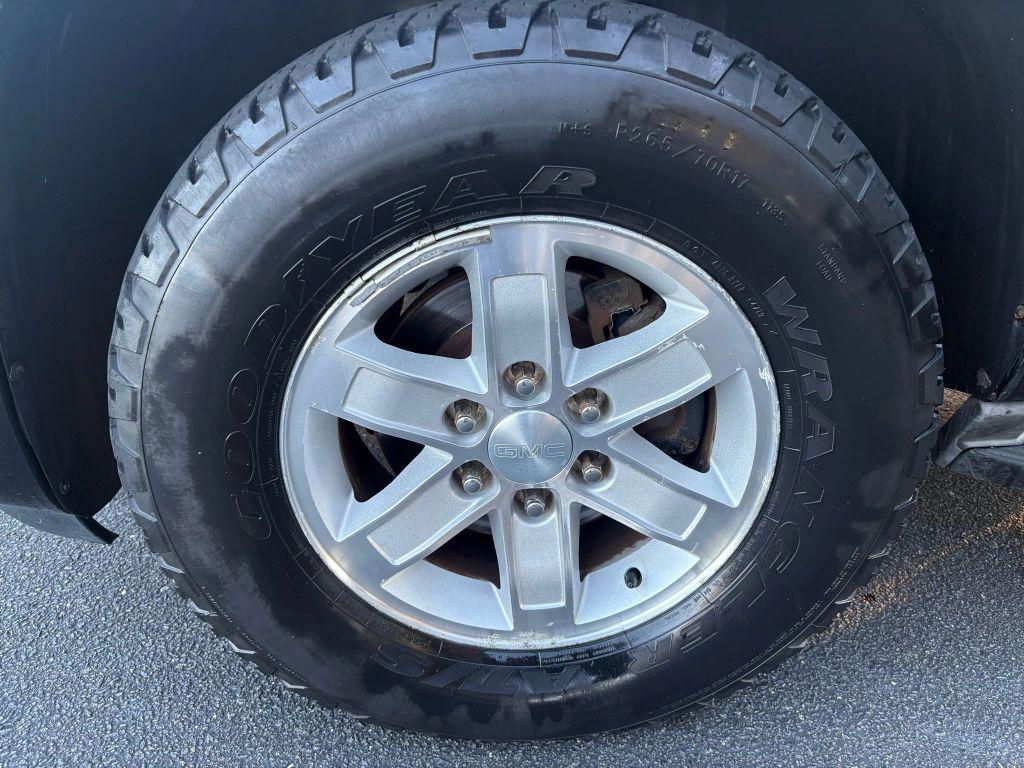 used 2012 GMC Yukon car