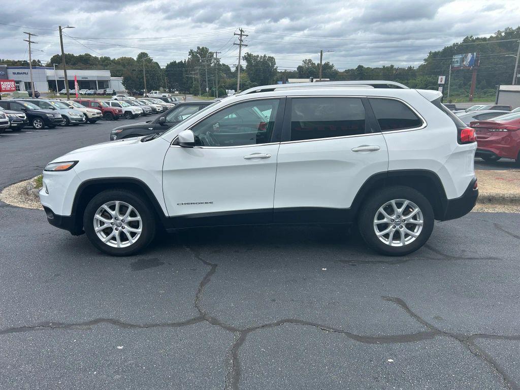 used 2017 Jeep Cherokee car, priced at $11,875
