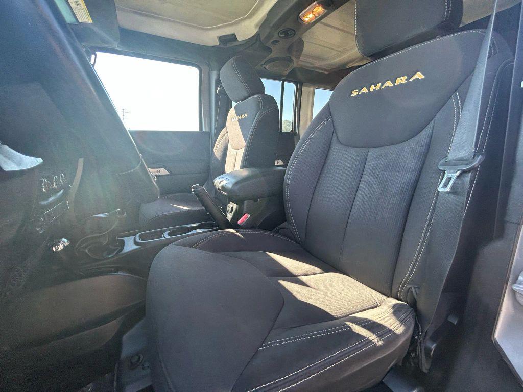 used 2014 Jeep Wrangler Unlimited car, priced at $15,475