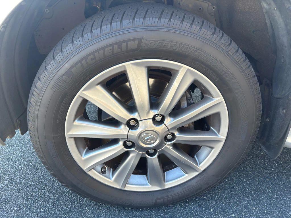 used 2009 Lexus LX 570 car, priced at $23,975