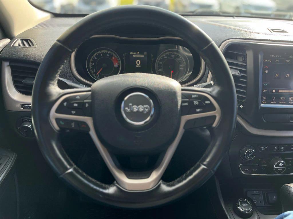 used 2016 Jeep Cherokee car