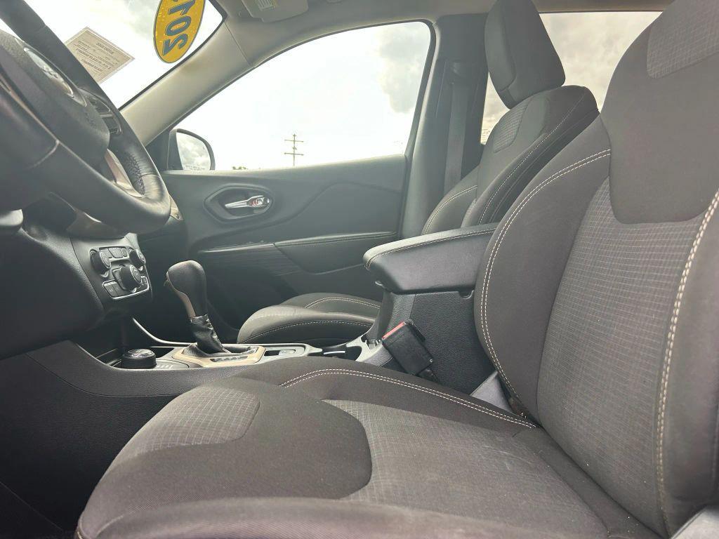 used 2015 Jeep Cherokee car, priced at $9,475