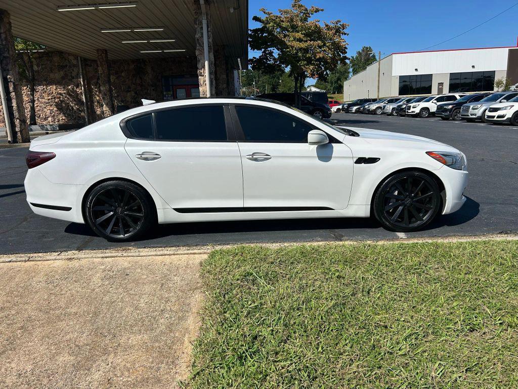 used 2015 Kia K900 car, priced at $7,475