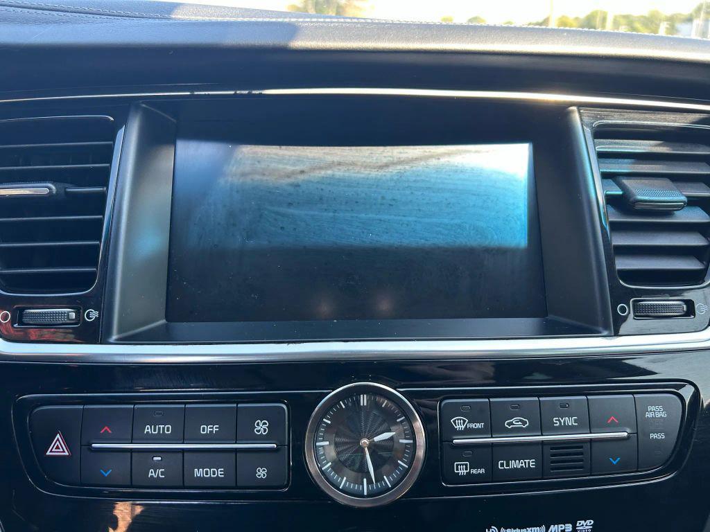 used 2015 Kia K900 car, priced at $7,475