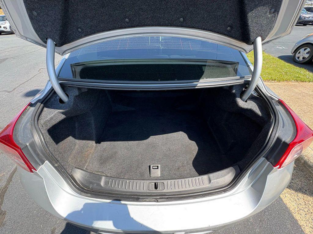 used 2013 Chevrolet Malibu car, priced at $3,475