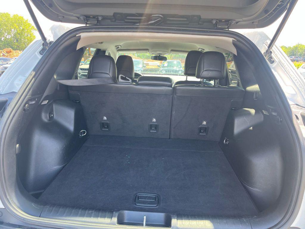 used 2020 Jeep Cherokee car, priced at $9,275