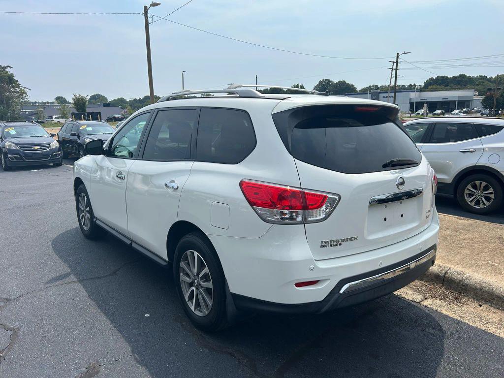 used 2013 Nissan Pathfinder car, priced at $5,675