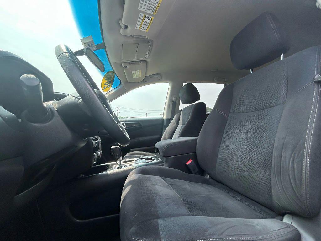 used 2013 Nissan Pathfinder car, priced at $5,675