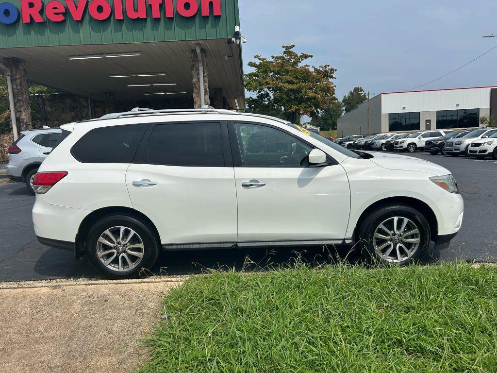 used 2013 Nissan Pathfinder car, priced at $5,675
