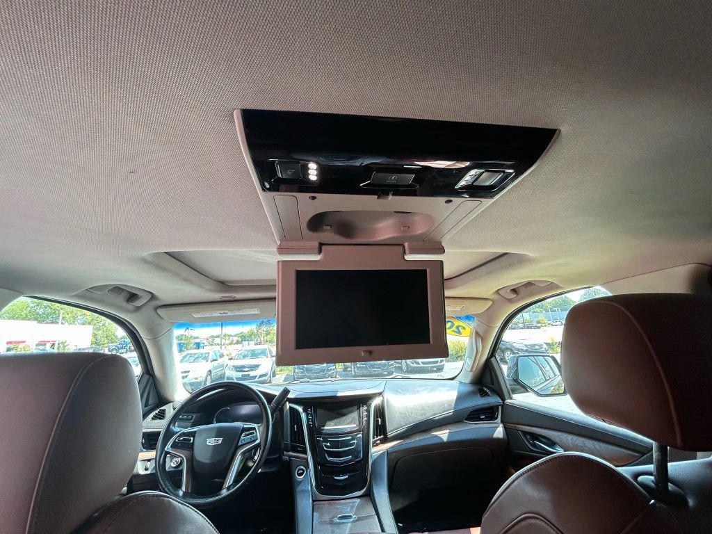 used 2016 Cadillac Escalade ESV car, priced at $23,975