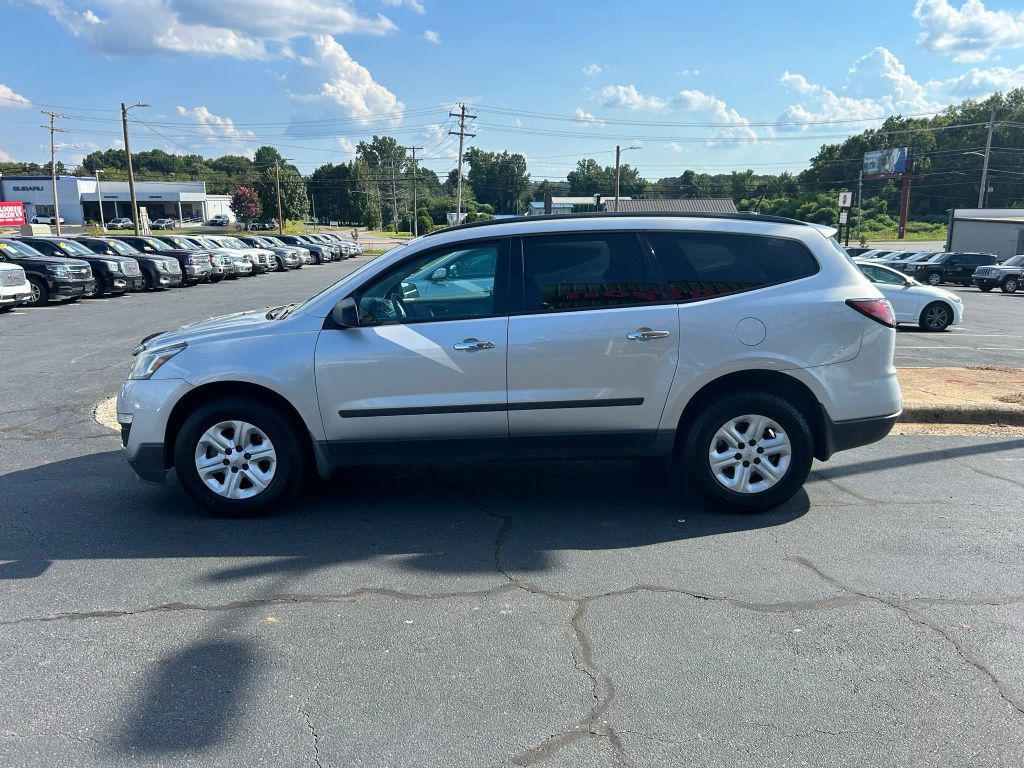 used 2017 Chevrolet Traverse car, priced at $5,575
