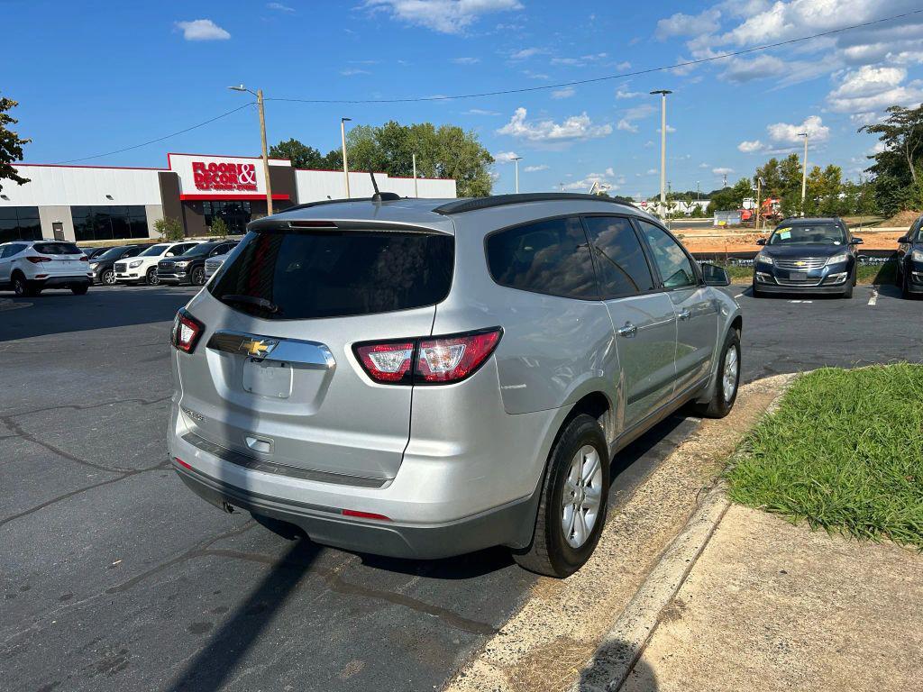 used 2017 Chevrolet Traverse car, priced at $5,575