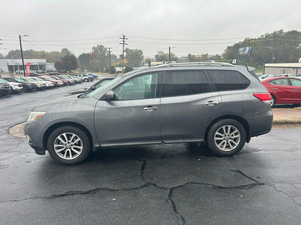 used 2015 Nissan Pathfinder car, priced at $6,995