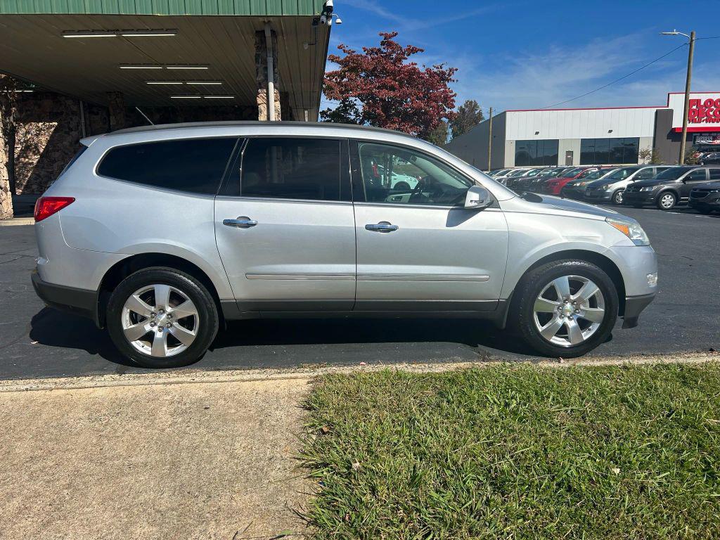 used 2011 Chevrolet Traverse car, priced at $4,995