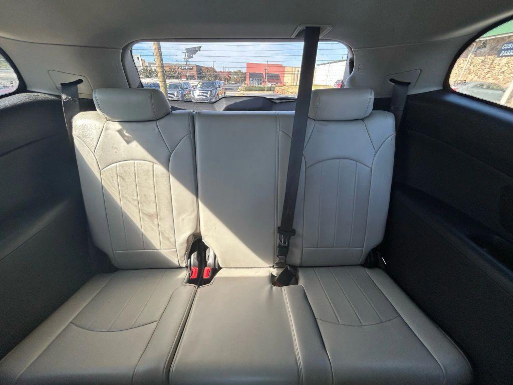 used 2011 Chevrolet Traverse car, priced at $4,995