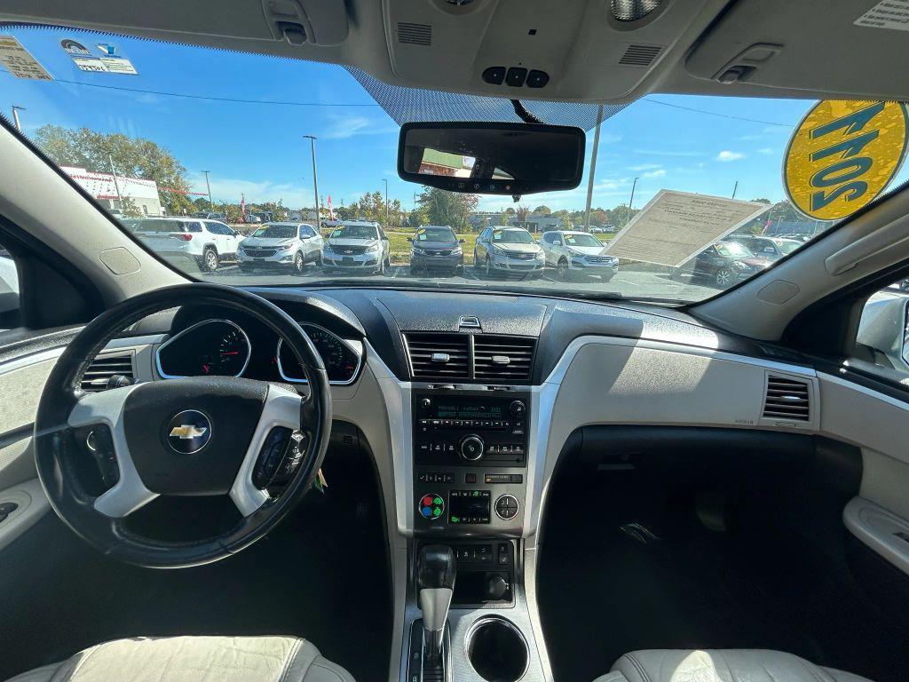 used 2011 Chevrolet Traverse car, priced at $4,995