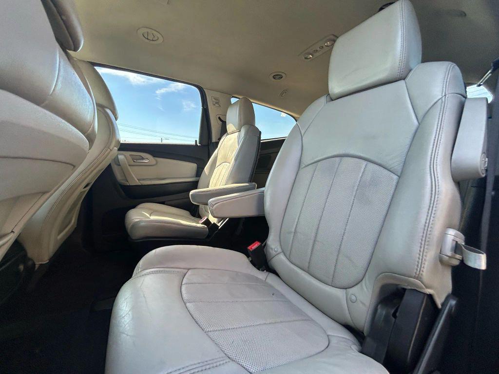 used 2011 Chevrolet Traverse car, priced at $4,995