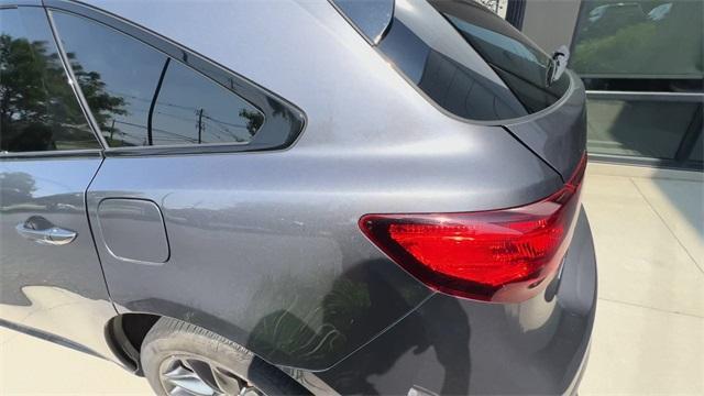 used 2020 Acura MDX car, priced at $33,997