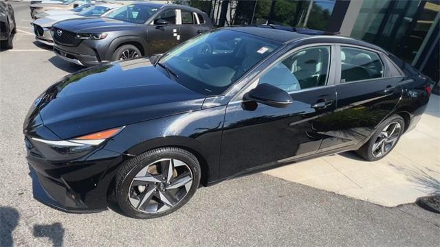 used 2022 Hyundai ELANTRA HEV car, priced at $21,968